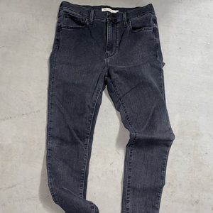Levi’s 720 high rise super skinny